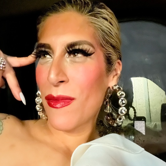 Meet your Posher, Marissa - Picture 5 of 10